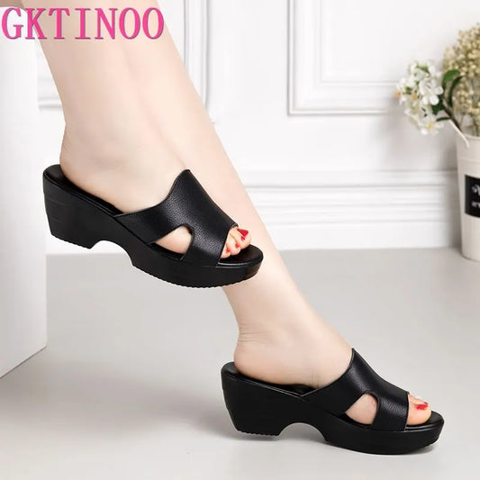 Women Slipper Sandals Wedges Platform Genuine Leather Peep toe Female Sandals Ladies clogs Summer Shoes Plus Size 41 42