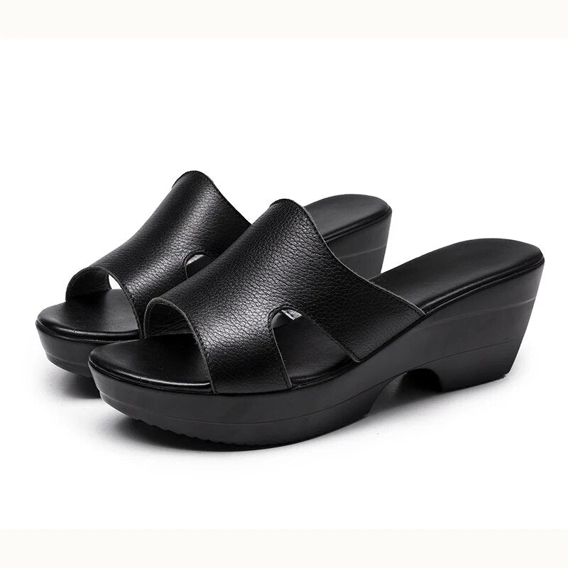 Women Slipper Sandals Wedges Platform Genuine Leather Peep toe Female Sandals Ladies clogs Summer Shoes Plus Size 41 42