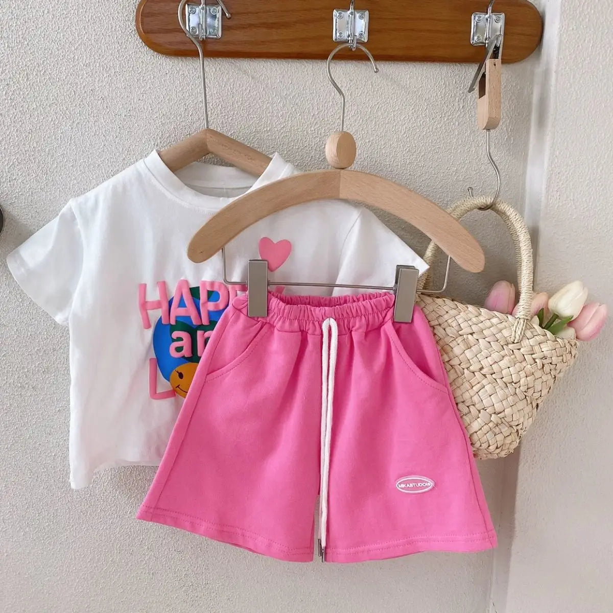 Girls Short-sleeved T-shirt Set 2023 Summer New Casual Letter Printed T-shirt Shorts Two-piece Children's Baby Clothes Set