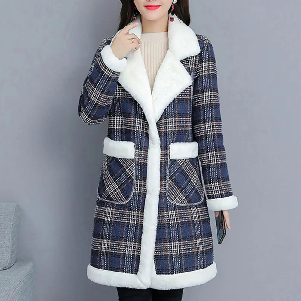 Women Outwear Single Breasted Autumn Winter Windproof Lapel Plush Lining Trench Coat   Women Windbreaker  for Trip