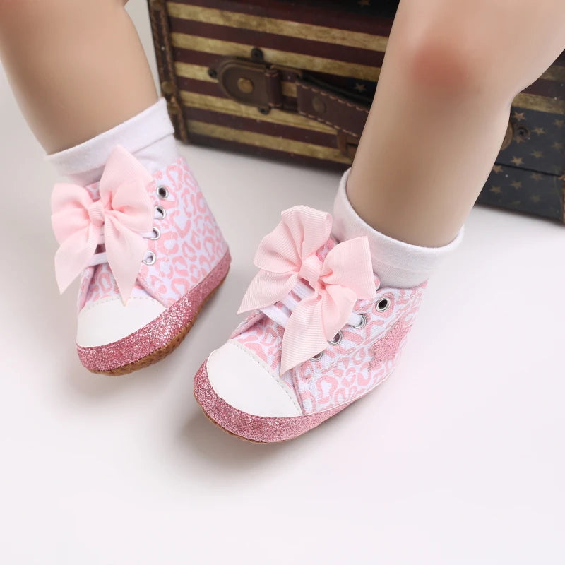 Spring and Autumn Sweet Pink Theme Girl Baby Casual Sports Shoes Soft Sole Comfortable Baby Walking Shoes 0-18M