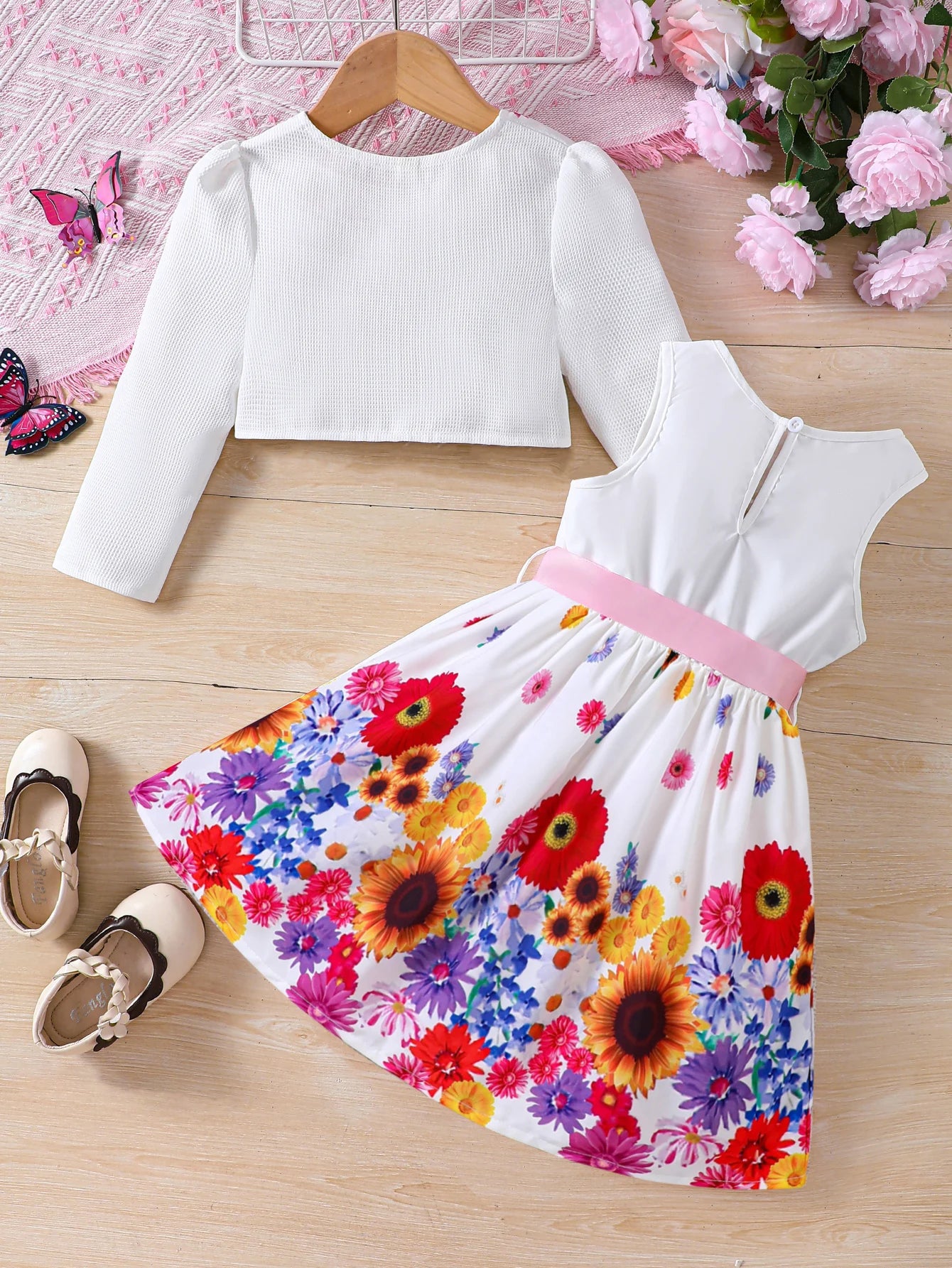 2024 Girls Spring/Summer New Product Two Piece Sweet Flower Dress+Cardigan Small Coat For Children And Girls 2-6 Years Old