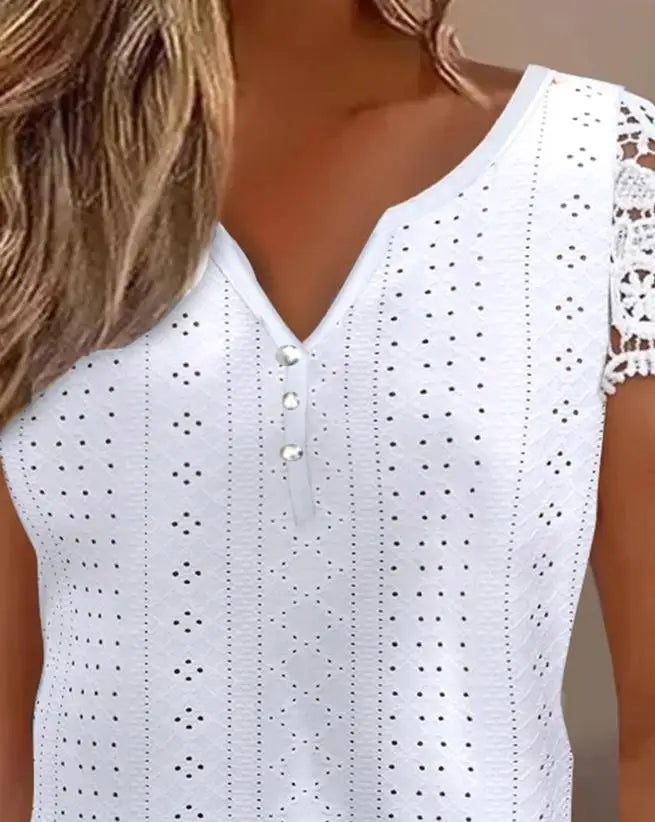 مجموعة اروين arwen&ajh group 2024  Women's T-Shirts  Summer New White Eyelet Embroidery Lace Patch V Neck Button T-Shirt Tops Fashion Daily Commuter Clothing