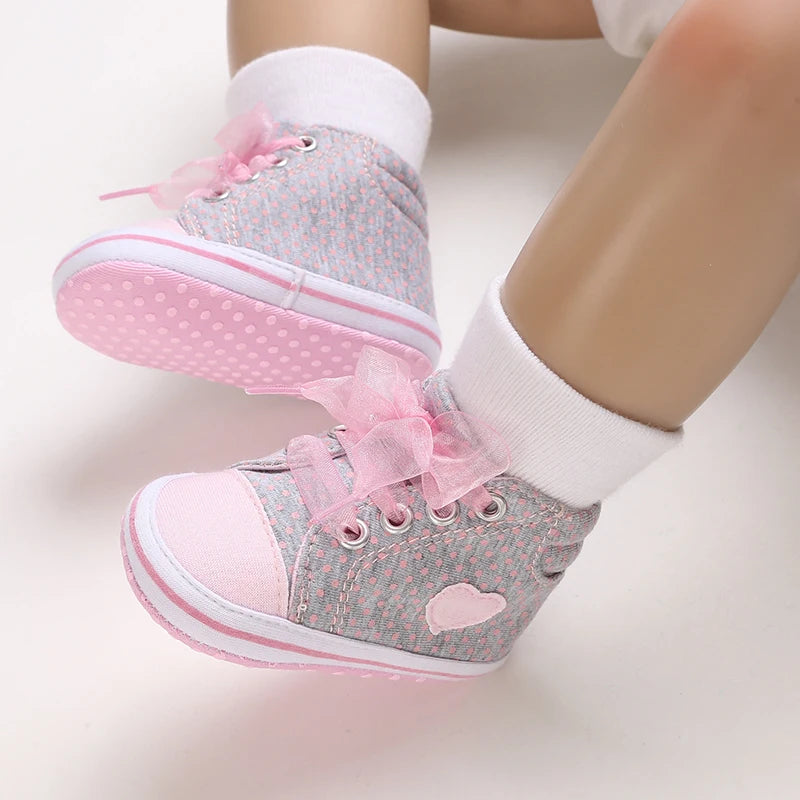 Spring and Autumn Sweet Pink Theme Girl Baby Casual Sports Shoes Soft Sole Comfortable Baby Walking Shoes 0-18M