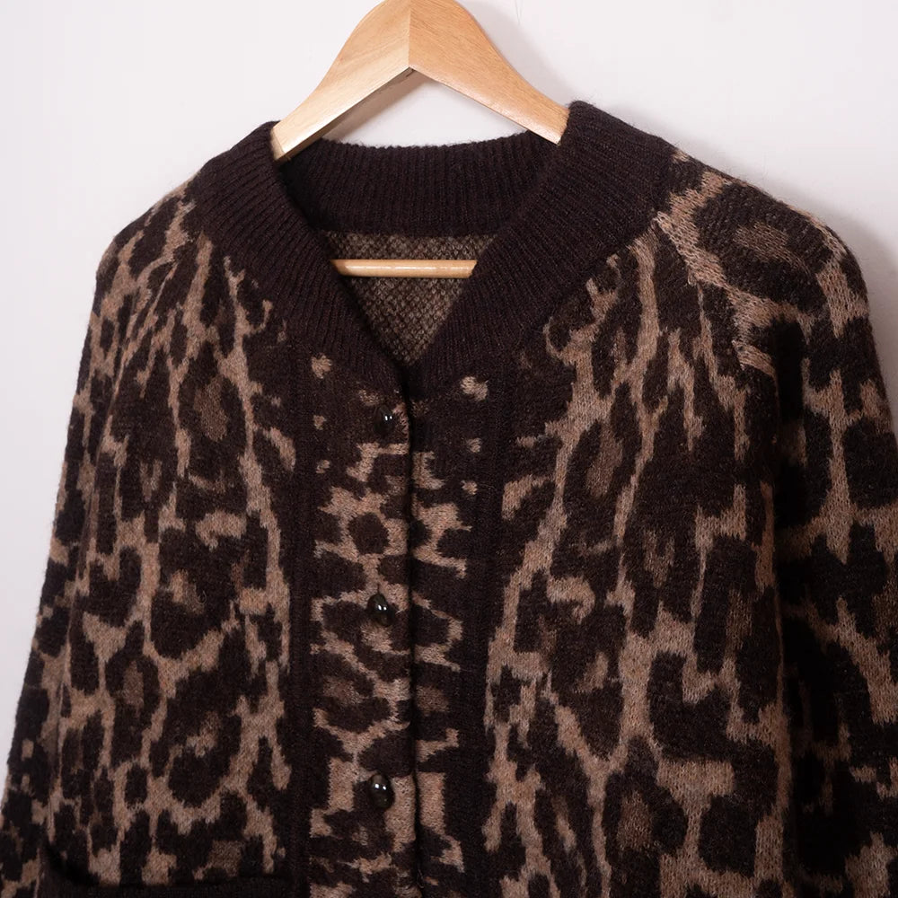 ZESSAM Sa Leopard Print Jacquard Knit Cardigan O-Neck Long Sleeve Button Pocket Female Sweater Casual Cozy Ladies Tops 2023