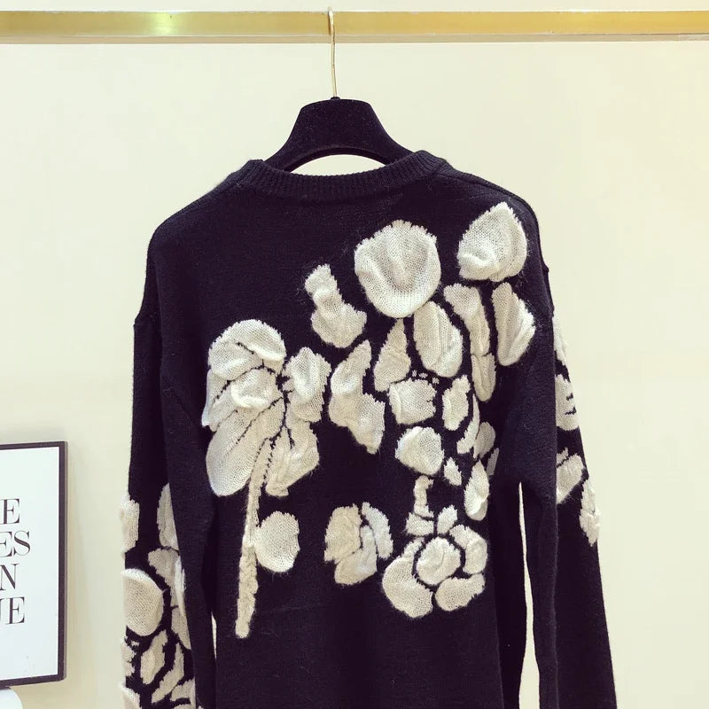 2024 Spring Embroidery Floral O-neck Sweater Pullovers Women Modis Vintage Long Sleeve Knitted Pullover Loose Black Tops