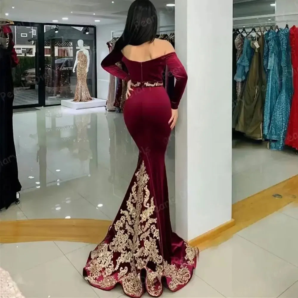 مجموعة أروين 2024 Burgundy Velvet Evening Dresses Choker Off Shoulder Mermaid Prom Gowns Dubai Saudi Arabic Women Long Sleeves Party Robes